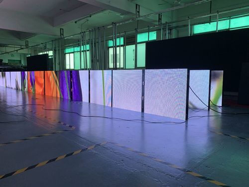 Aktuelle Unternehmensnachrichten über SCXK LED-Anzeige Innen-P4 fertigte Schirm 768*768mm besonders an