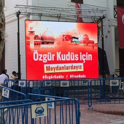 Hight Brightness P6 Outdoor LED Display Werbetafel 960 x 960 mm Eisenschrank