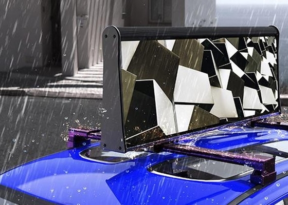 Sehr langlebige Fahrzeug-LED-Leinwand mit Asynchronen-Steuerungs-Antriebsmodus und Symbol-Display-Funktion