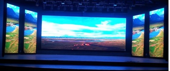 Outdoor P10 SMD Vollfarb-LED-Display aus Eisen oder Aluminium für Werbung