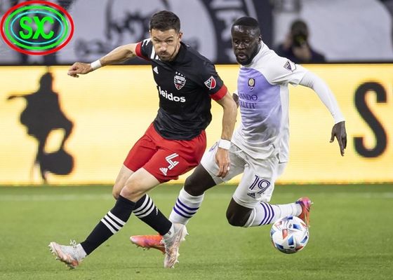 Stadionbildschirm 2024 LED-Bildschirm Schnelllesen Großes Schild Eisen/Stahl Schrank Stadion Umfang LED-Anzeige