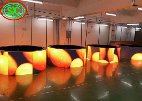 Leichte flexible Malle 1R1G1B P5, die LED-Bildschirm hängen