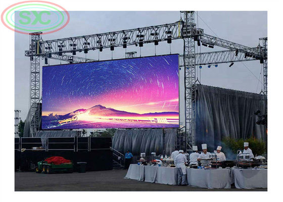 Vollfarb-LED-Display für den Außenbereich mit P2,604-mm-Pixelabstand und Stapelsystemunterstützung für eine flexible Außeninstallation