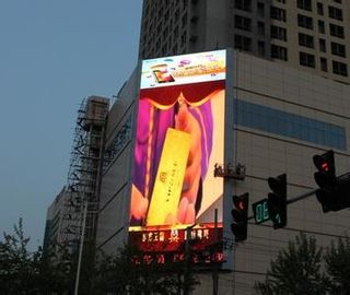 Außenwasserdicht IP65 hohe Helligkeit Vollfarbe Werbung P8mm LED-Display