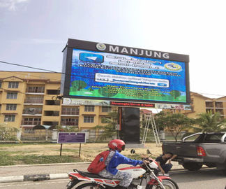 Giant High Brightness Outdoor Vollfarbwerbung LED Billboard Straße Straße / High Way