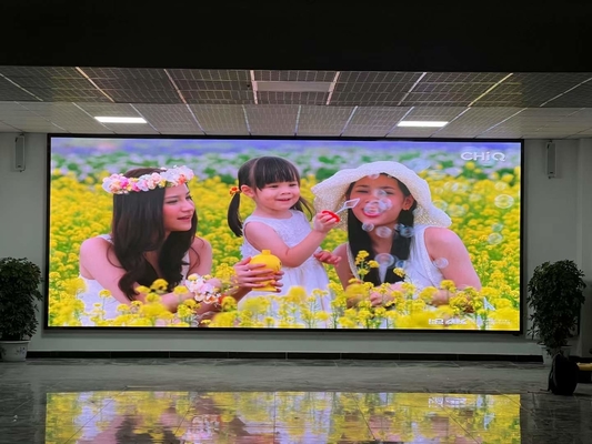 Mietbildschirm Ultra HD Kleinspitch P2.5 LED-Display mit Aluminiumgehäuse 480x480mm