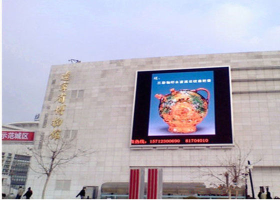 P10 Outdoor Wasserdichte SMD LED-Anzeige 10mm Pixel 3 Jahre Garantie