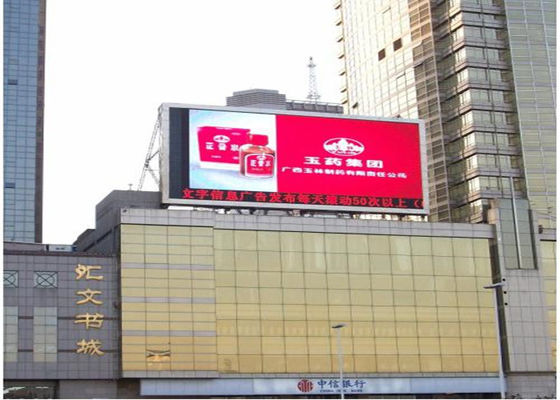 P10 Outdoor SMD LED Display 10mm Pixel 5000cd/m2 Helligkeit