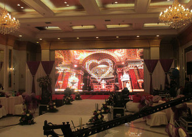 SMD-LED-Video-Bildschirm Vermietung P4 / Indoor-Stage-LED-Display mit einer Dichte von 62500/m2