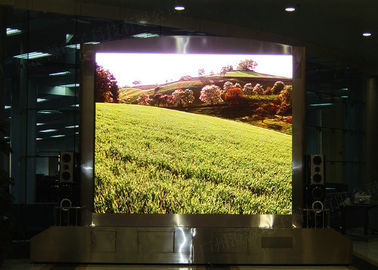 Standard SMD1515 P2.5 Vollfarbiges Indoor Hanging LED-Display im Aluminiumschrank