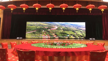 Vermietung von Bildschirmen und LED-Displays P4 Indoor 1R1G1B