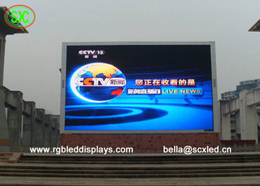 Kurvbildschirm 7500cd/M2 Helligkeit HD Outdoor Full Color LED Display P10 DIP IP 65 Festanlage