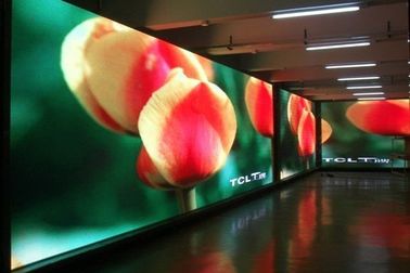250*250MM Modulgröße P4.81 IP65 Video-LED-Außenschirm für Einkaufszentren/Flugplätze