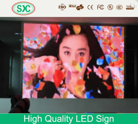 Vollfarbige IP43 wasserdichte LED-Anzeige für eine optimale Sichtweite von 6-30 m