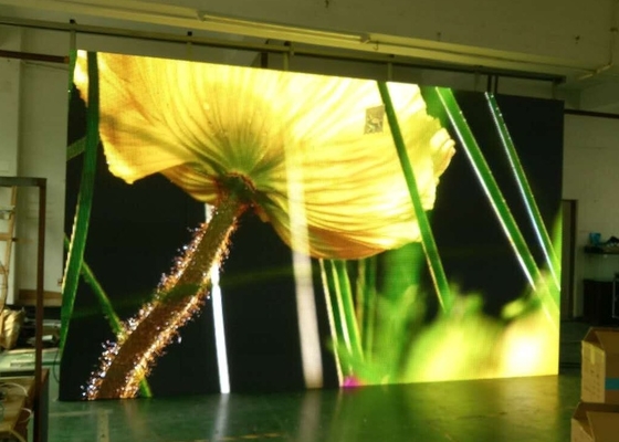 Gewaltiges Vollfarben-LED-Outdoor-Display Wasserdicht IP68 DIP / SMD HD P3 P4 Vollfarben-Outdoor-Display