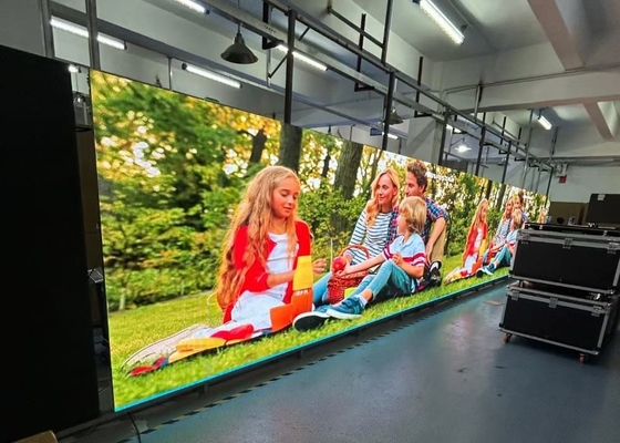 Metall-Full-Colour-LED-Display für Konzerte SMD2121 P4