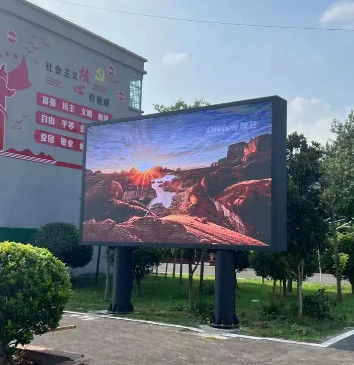 Superwasserdichtes DIP346 Outdoor-Full-Colour-LED-Guss-Aluminiumbildschirm