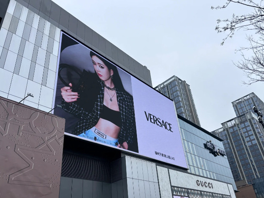 Großes Outdoor-Full-Colour-LED-Display P6, wasserdicht und staubdicht 3 Jahre Garantie