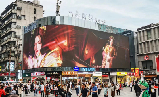 Großes Outdoor-Full-Colour-LED-Display P6, wasserdicht und staubdicht 3 Jahre Garantie