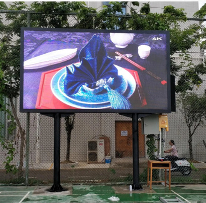 Vermietung geschwungener Bildschirm aus Druckguss Aluminium Straßenwerbebildschirm wasserdicht Outdoor P16 DIP LED-Display