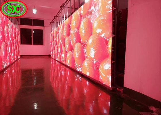P5 SMD Indoor Full Color LED Leasing Screen für Fußballstadion 64x32 Dot Matrix / umweltfreundlich