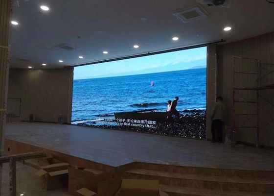 Guter Preis Hochhelligkeit Miete Weichmodul P4 Werbung LED-Display Video Wand Konferenz SMD2121 Werbung LED-Bildschirm Online