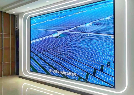 Portable Ultra-Thin Indoor P3.91 LED Poster Display mit Klappständer