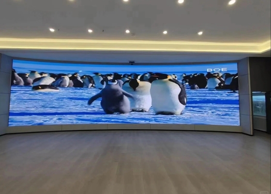 P1.667 SMD-LED-Display mit kleiner Schwungfläche 200*150mm Modul Wafer Chip Flexibel und wasserdicht