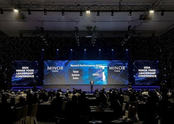 Mall-Mietbildschirm Hänge-LED-Bühnen-Hintergrund COB P2 HD 128*64 Auflösung