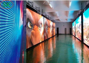 P5 Standard 640mmx640mm Vollfarbe Indoor Hängende LED-Display In Druckguss Aluminium Schrank