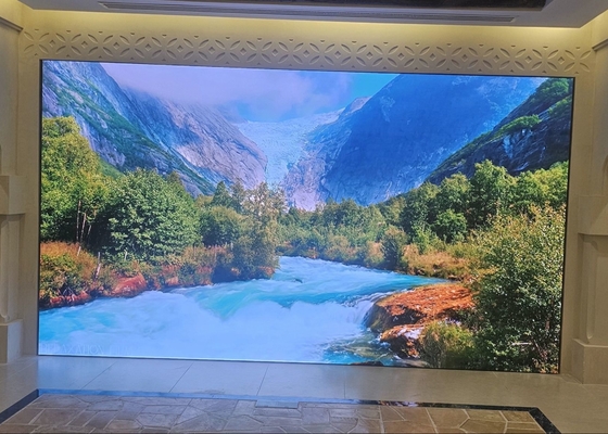 Vollfarbiges Aluminiumgehäuse Wasserdicht Außen-LED-Display Modul P8 SMD hohe Auflösung 40*20