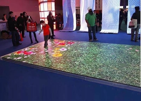 China SMD3535 Sound Active DJ Led Disco Tanzfläche Warmweißstrahl-Panels