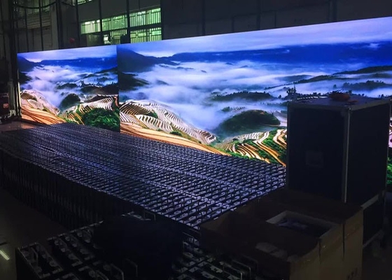 HD Full Color SMD LED-Bildschirm Indoor P5 1/16 Scan-Modus geeignet für Werbeplakate