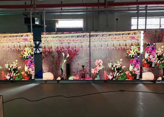 HD-Vermietung SMD-Wasserdicht LED-Bildschirm P4 Innenvideoreklame RGB-Bildschirm