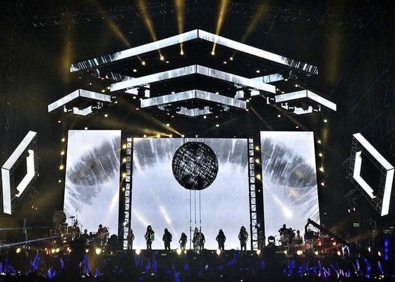 500x500mm Indoor Outdoor Giant Stage Hintergrund Led Videowand P2.6 P2.9 P3.91 P4.81 Nahtlose Spleißvermietung LED-Display-Bildschirm