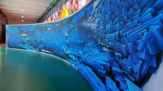 angepasst Flexible Full Color LED-Display für den Innenbereich HD P1.5 Über 1300cd Helligkeit