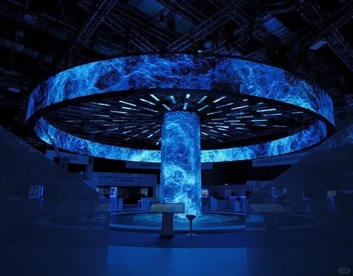 Outdoor-Full-Colour-LED-Display P10 Säulenbildschirm IP65 Großgröße 1/4 Scan-Modus