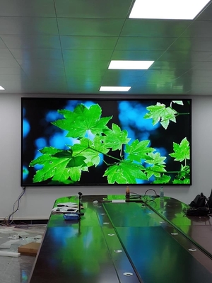 Feine Bildschirm der hohen Auflösung der Pixel-Neigungs-farbenreicher Innenvideowand-P1.25 LED