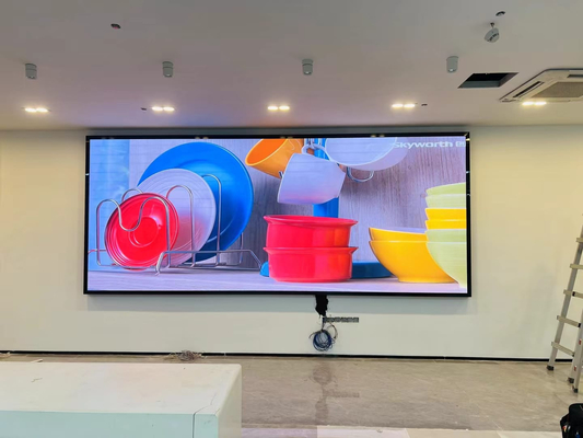 COB P1.25 LED-Videowand Innenbereich LED-Display-Bildschirm 270420 Punkte/M2 492x492mm