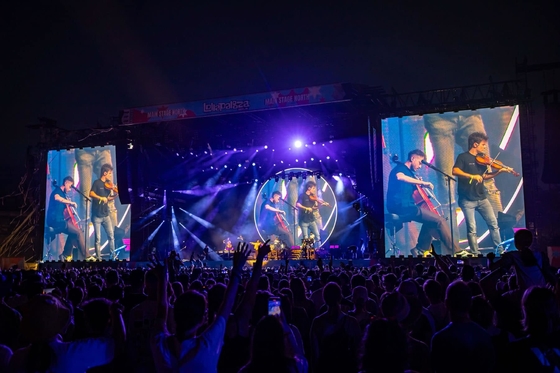 Hochhelligkeit Mietmodul Kurvbildschirm Quadrat Außen-Full-Colour-LED-Display