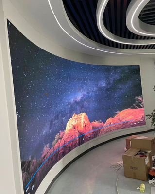 Vollfarbiger P3-LED-Bildschirm für Innenräume 576x576mm Led-Werbefläche für Ausstellungen, 3840hz Erneuerungsrate, 1000nit Helligkeit