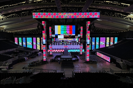Druckguss-Aluminiumbildschirm Festinstallation/Vermietung Anpassungsfähiger Konferenzraum Ultra HD P2.5 Kleine Tonhöhe Innenraum-Full-Colour-LED-Display