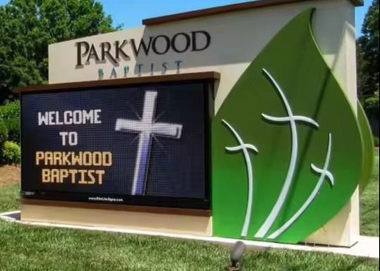 SMD3535 Druckgussbox/Vermietung LED-Bildschirm P3.91 Außen Hoher Helligkeit Wasserdicht 500*1000mm Großer Bildschirm