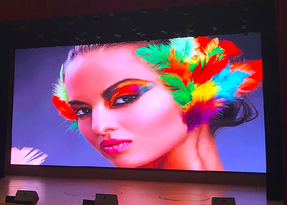 Hochklarheit Innenraum P2.5 LED Wand LED-Display 640*640mm Vermietung LED-Panel