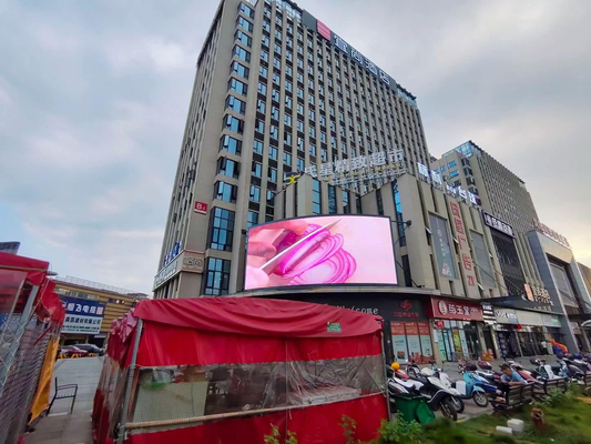 Outdoor-Full-Colour-LED-Display P6 LED-Display-Bildschirm mit breitem Blickwinkel und hoher Auffrischungsrate