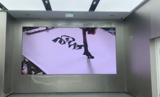 Anpassbares Logo Innenraum Vollfarb-LED-Display mit schneller Lieferung und Leistung