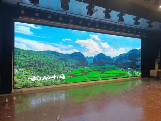 High Definition P5 Indoor Full Color LED Display Panel für Miete Video Wandbildschirm mit 3840hz Auffrischungsrate und 640x640mm Auflösung