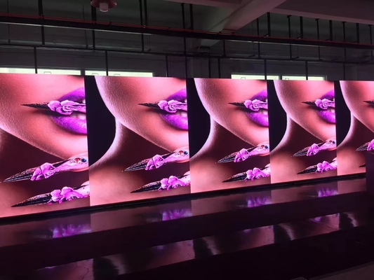 Stadion-Aluminiumbildschirm in Vollfarbe für Außenwerbung LED-Display 1/32 Scanmodus IP34