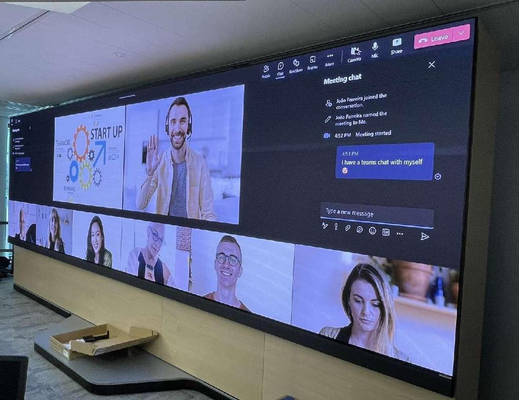 SCX LED P5 Indoor LED-Display mit 100 000 Stunden Lebensdauer bei 50% Helligkeit und CAT5-Kabel Single-Mode-Faser-Steuerungsabstand