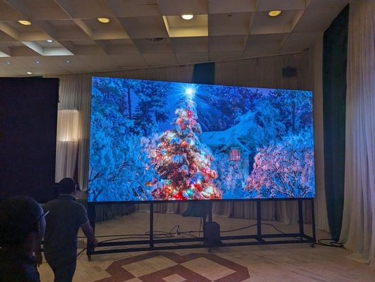 1000 Bit Helligkeit Anti-Kollisions-LED-Display mit 1R1G1B Pixel-Zusammensetzung